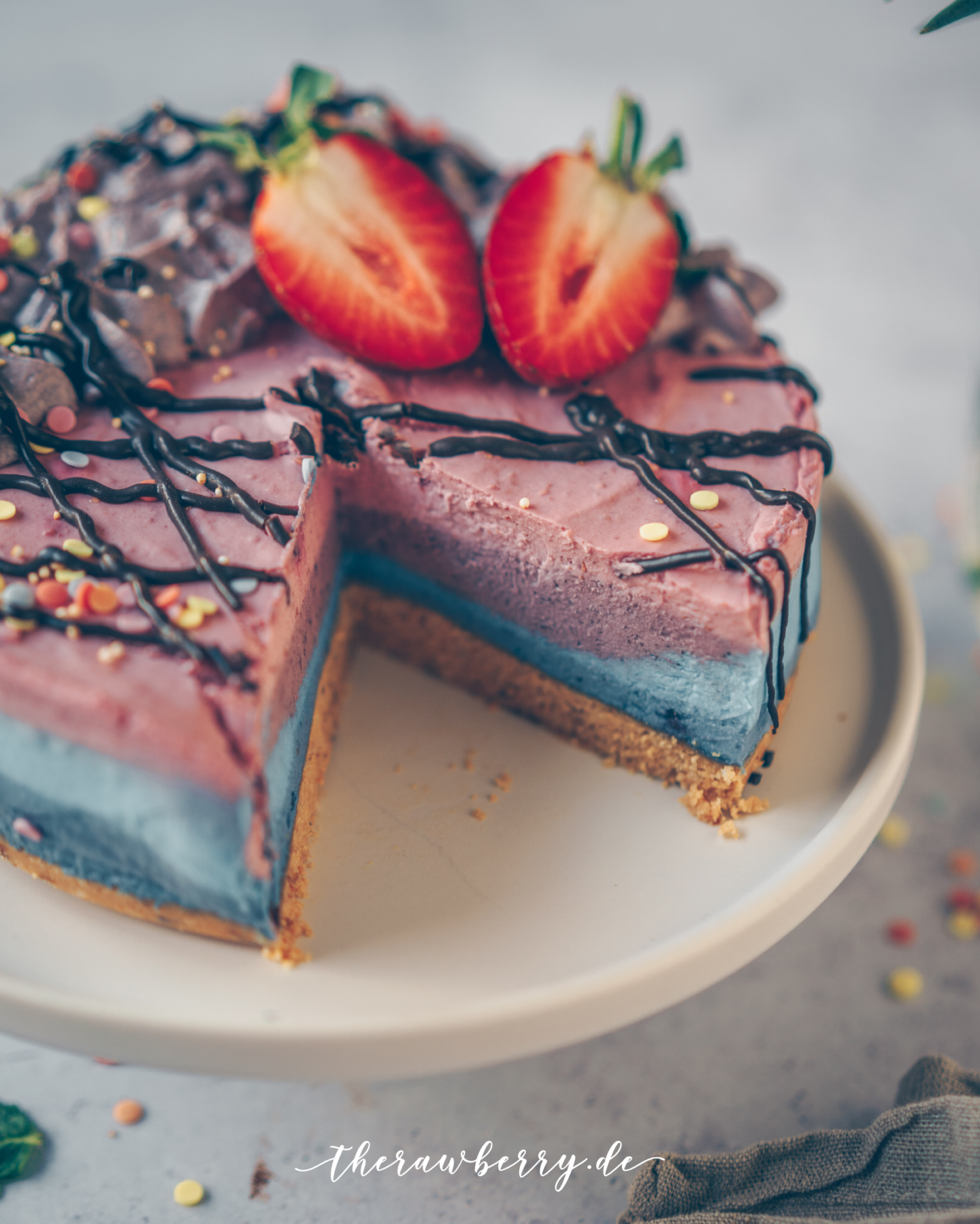 confetti, vegan, cheesecake, no bake, delicious, recipe, healthy, color, eat the rainbow, easy, lecker, einfach, rezept, confetti, fasting, kuchen, simply, veganer käse, vegan cheese, käsekuchen