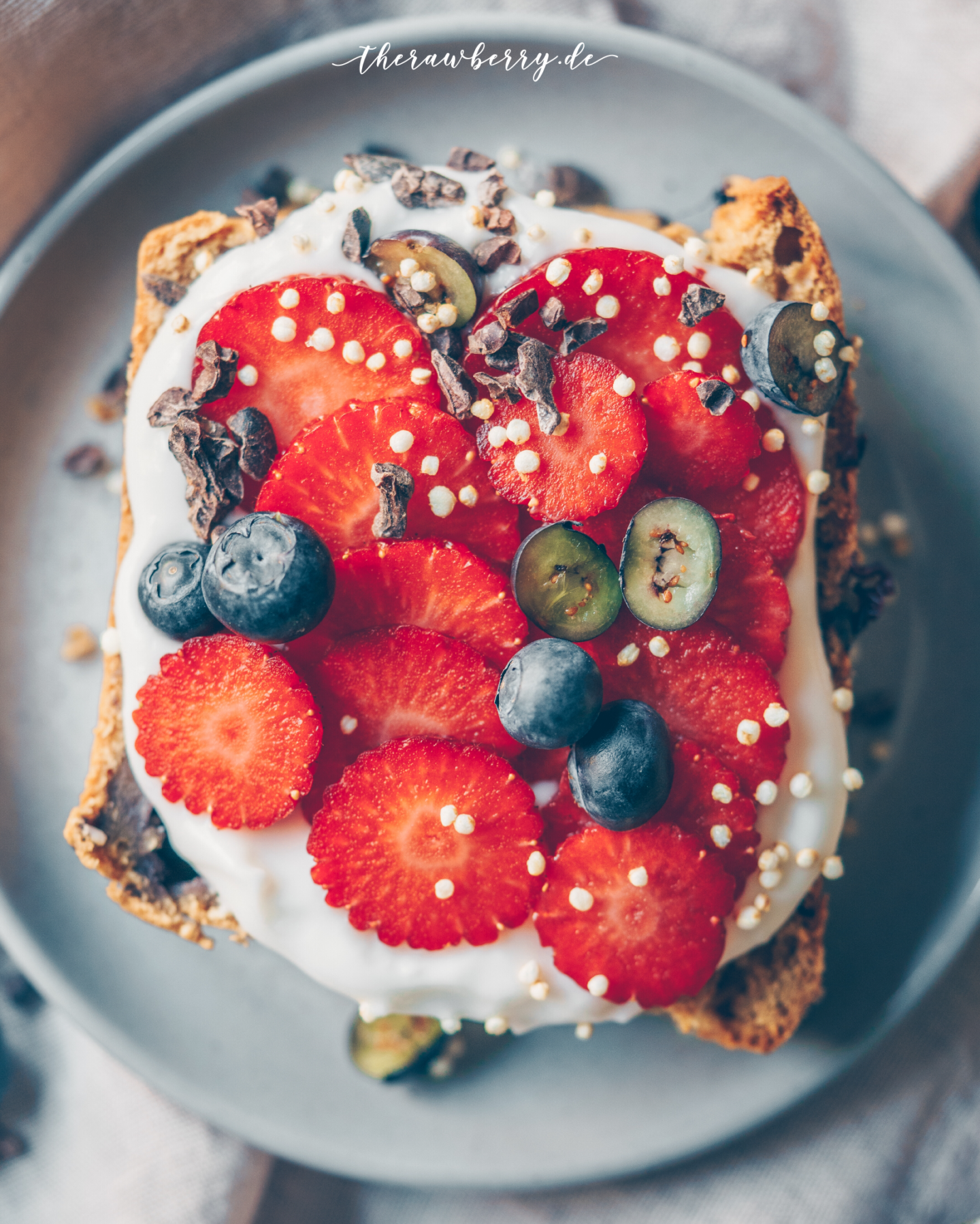 therawberry, blueberries, Blaubeeren, kuchen, bread, loaf, vegan, backen, baking, healthy, whole foods, easy, einfach, diät, lecker, gesund