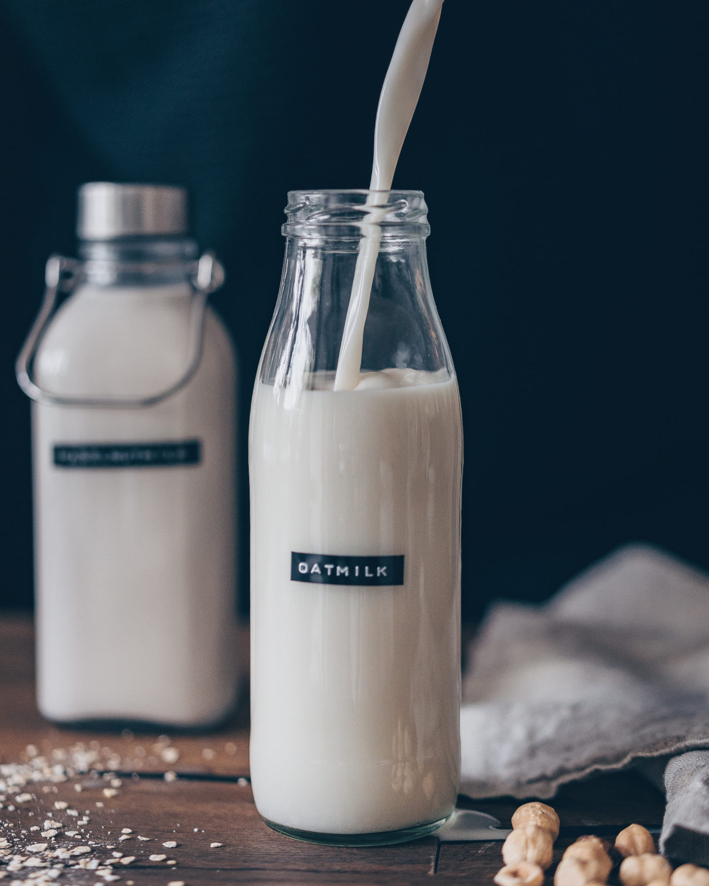 ohne plastic, no plastic, milk, vegan, plant-based, zero waste, zero waste, no dairy, easy, tutorial, how to, milch, Hafermilch, rezept, selber machen, Mandelmilch, Haselnussmilch