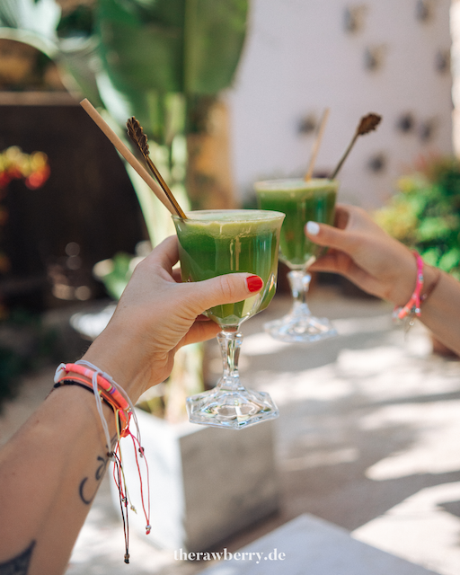 food, essen, vegan, ecocirer, sóller, hotel, spanien, spain, Mallorca, Marie Dorfschmidt, therawberry, drinks, heatlhy, gesund, ecological, eco, öko, ökologisch, interior design, restauriert, mood, photography, hotel room, Hotelzimmer, test