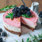 Neapolitan ice cream sandwich cake, therawberry, Eiscreme torte, einfach, lecker, easy, vegan, glutenfree, glutenfrei, kuchen, ohne backen, blackberry, Brombeere, rezept, Marie Dorfschmidt