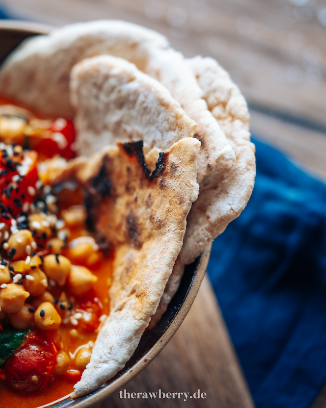 Schnelles Kichererbsen Curry mit Spinat, vegan und glutenfrei