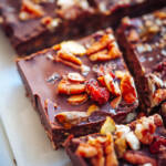 veganer Brownie mit Schokolade